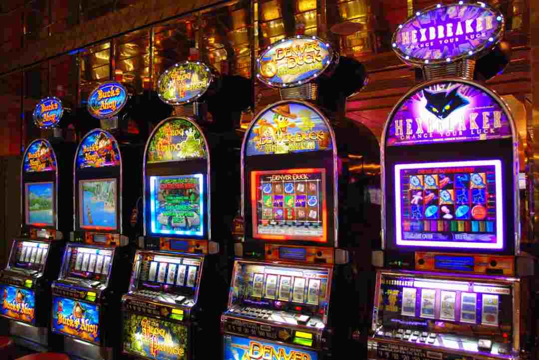 Máy chơi slot game cực đỉnh tại Golden Galaxy Hotel & Casino