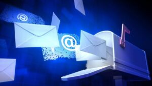 Khách hàng gửi Email cần cung cấp đầy đủ thông tin, ghi rõ tiêu đề